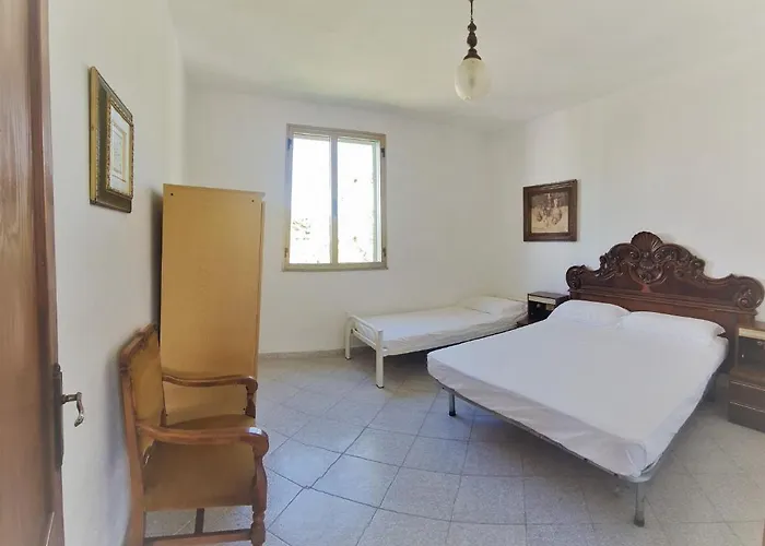 Cosy With Private Parking By The Sea